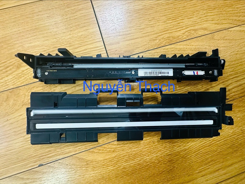 Đèn quét trên máy scan A4 Ricoh Fi-8170